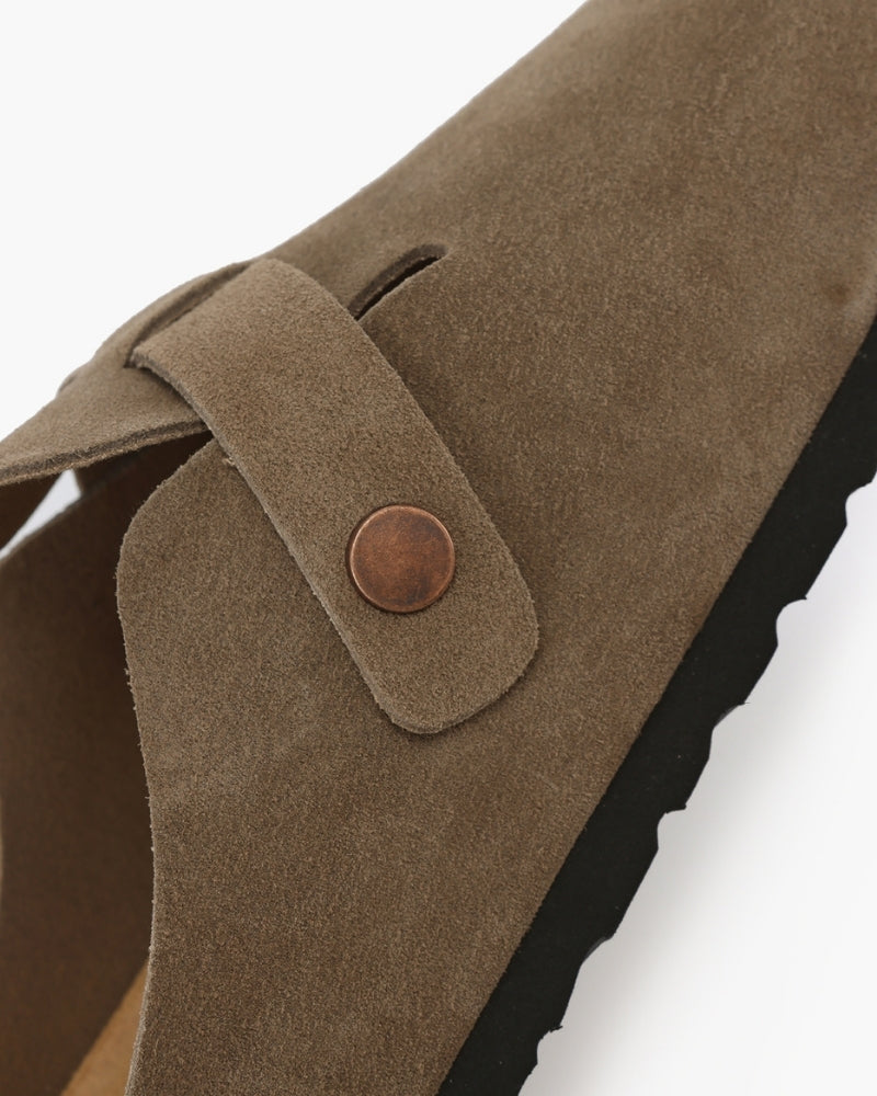 Vintage-Style Old Money Suede Clogs