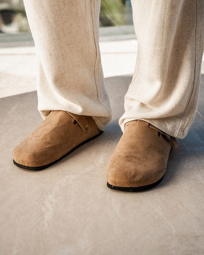 Vintage-Style Old Money Suede Clogs