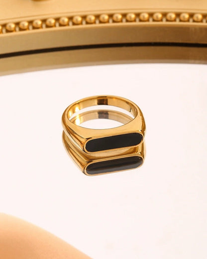 Obsidian Band: Sleek Black Stone Ring