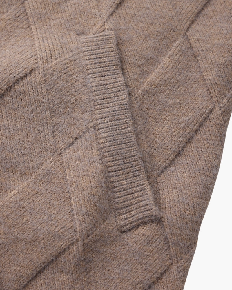 Heritage Diamond Knit Zip Cardigan – Luxurious Diamond-Knit, Cozy Zip-Up Style