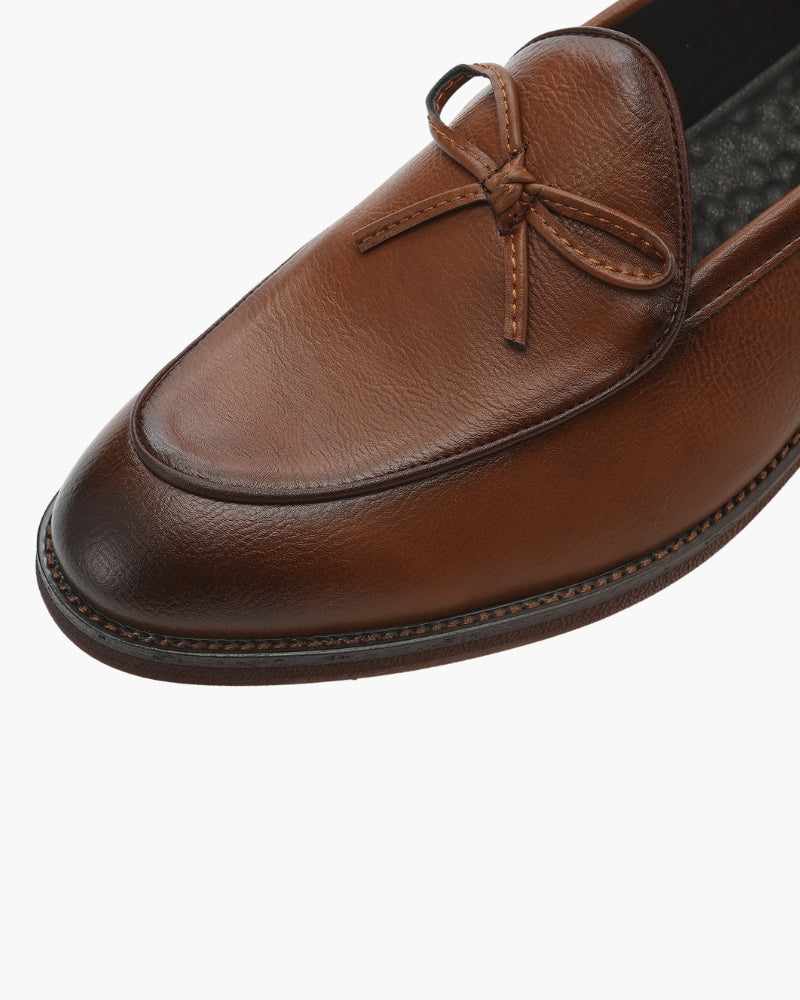 Hampton Lace-Detail Loafer
