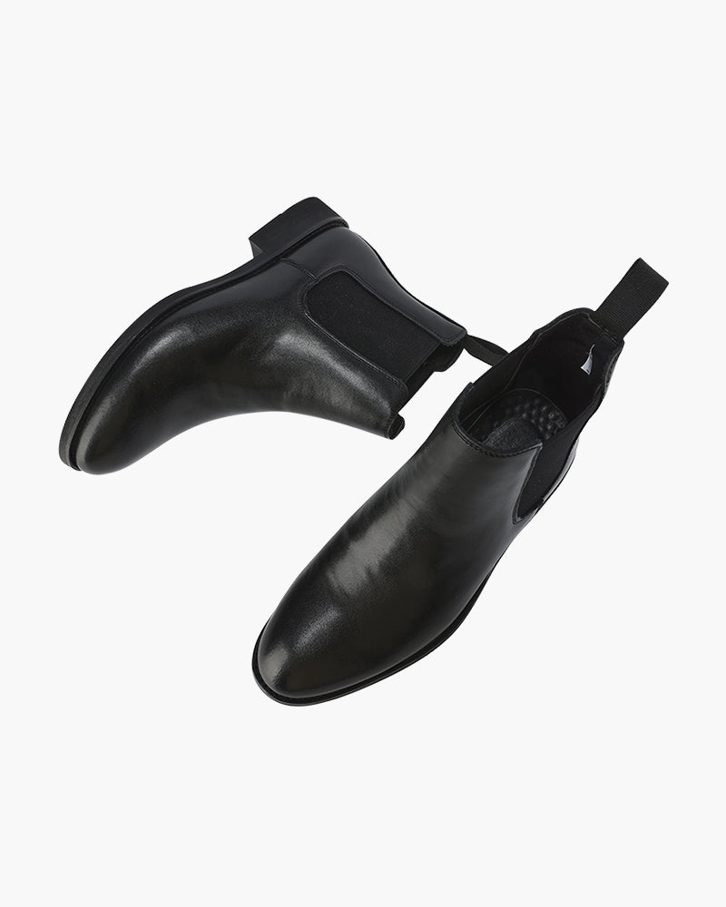 Vintage-Inspired Old Money Chelsea Boots
