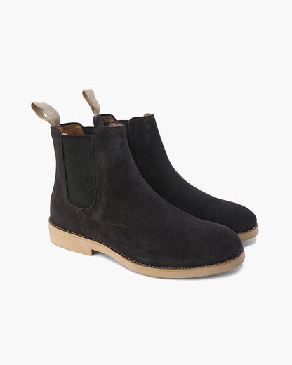 Vintage-Inspired Old Money Chelsea Boots